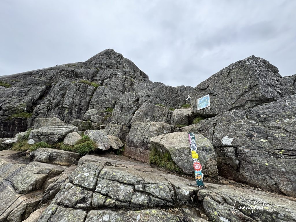 聖壇岩(Preikestolen)