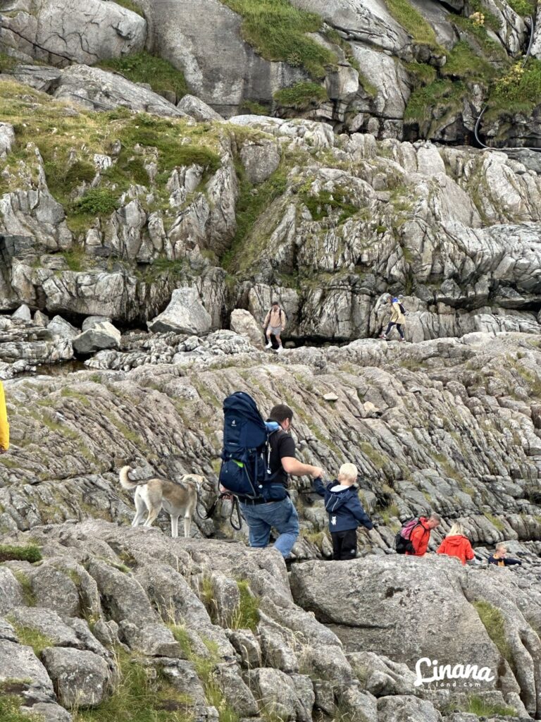 亨寧斯韋爾(Henningsvær)