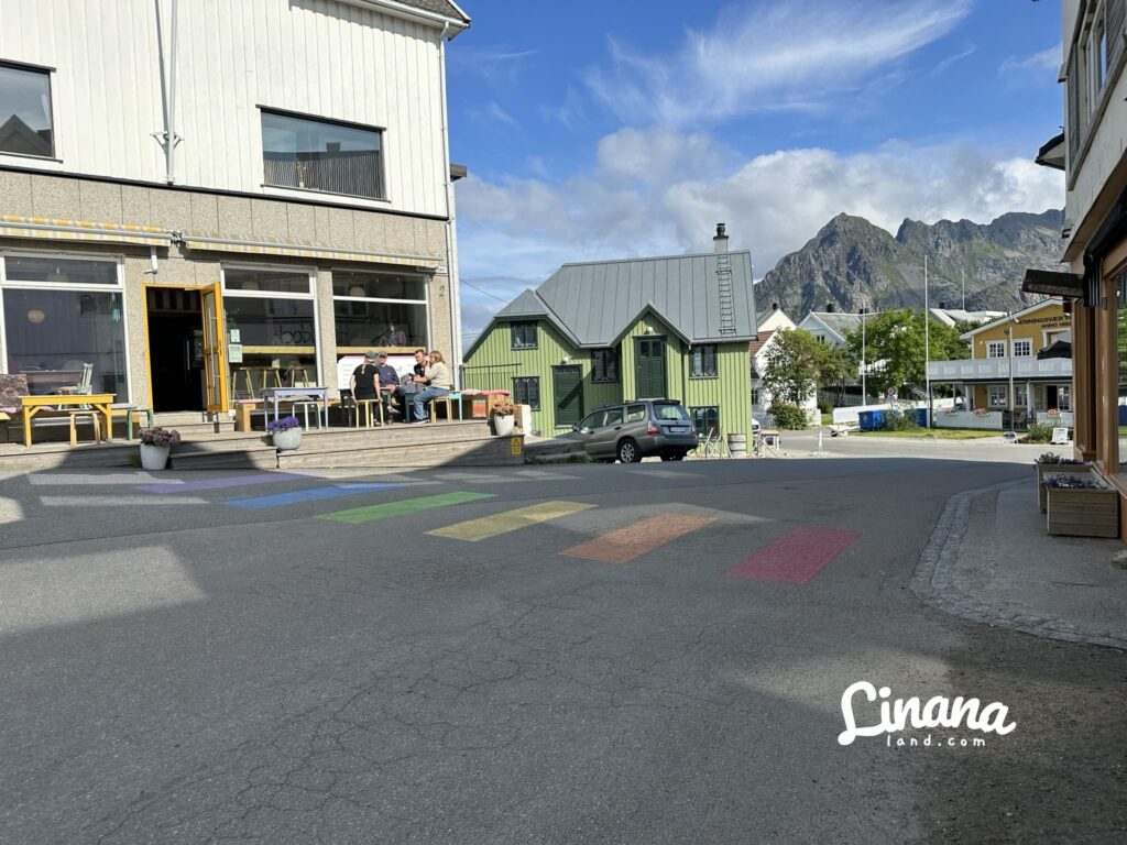 亨寧斯韋爾(Henningsvær)
