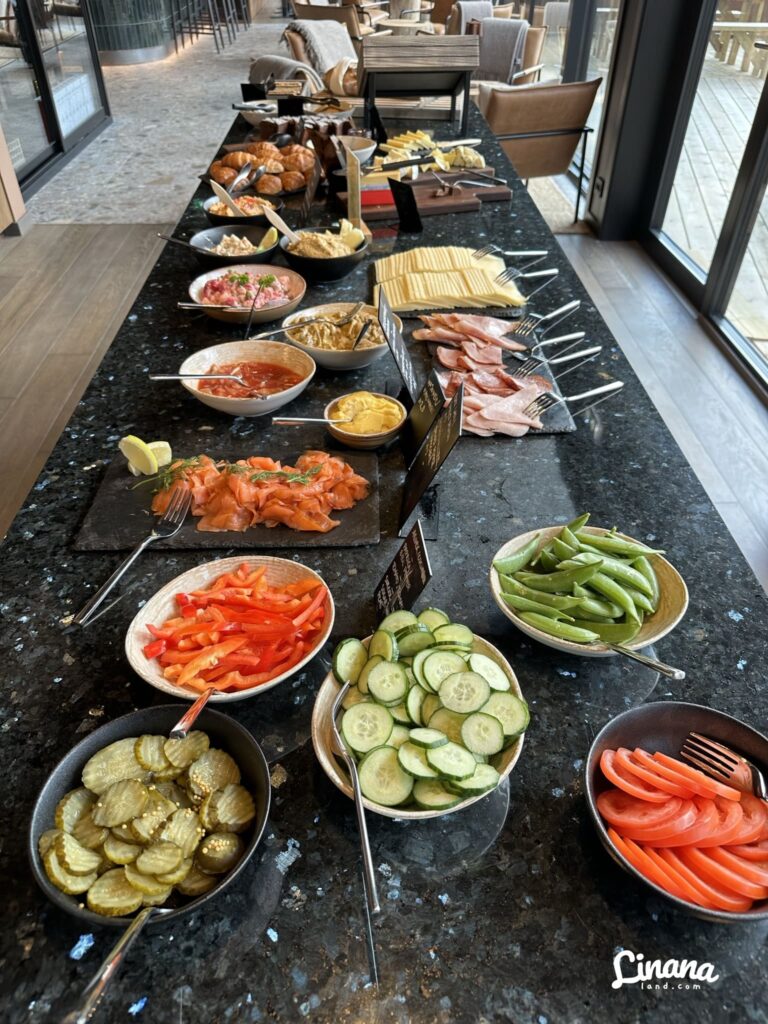 Henningsvær Bryggehotell