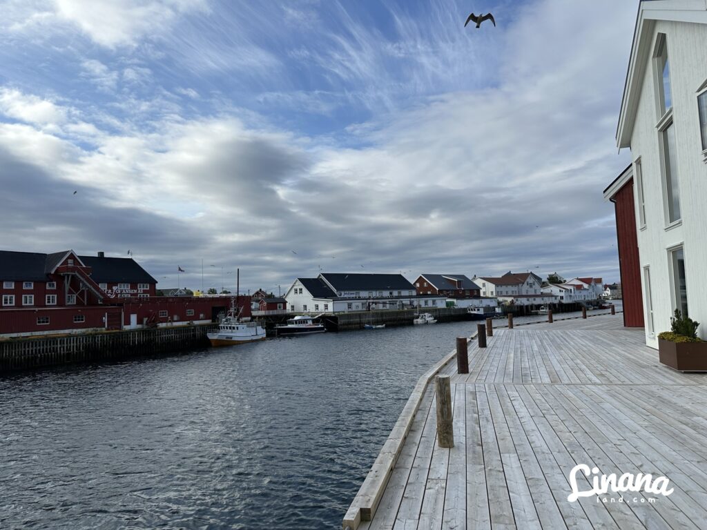 Henningsvær Bryggehotell
